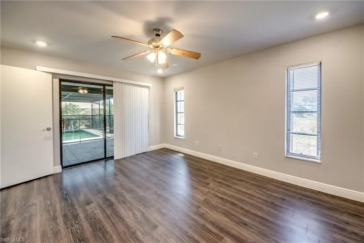 3347 Se 22nd Ave, Cape Coral Fl 33904