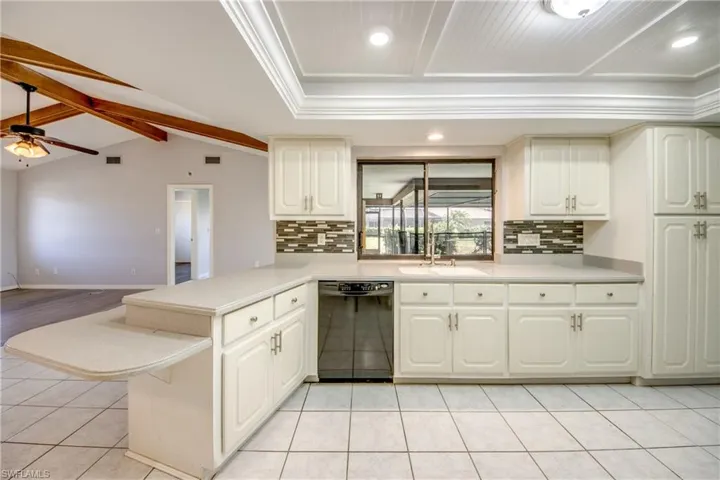3347 Se 22nd Ave, Cape Coral Fl 33904