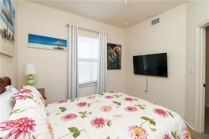 519 Roma Ct 3206, Naples, Florida 34110