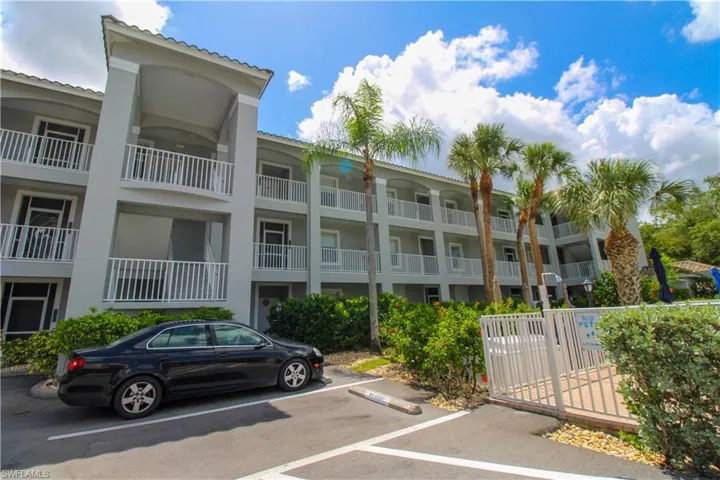 519 Roma Ct 3206, Naples, Florida 34110