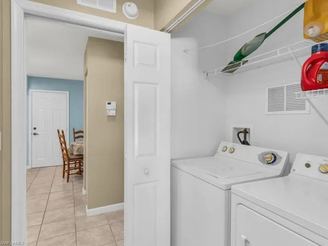25058  Peacock  LN, Naples, FL 34114