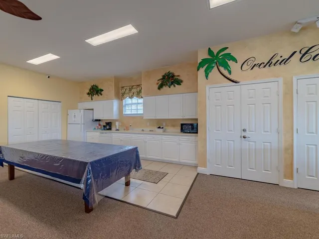 25058  Peacock  LN, Naples, FL 34114