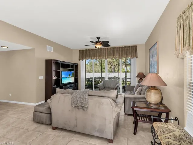 25058  Peacock  LN, Naples, FL 34114