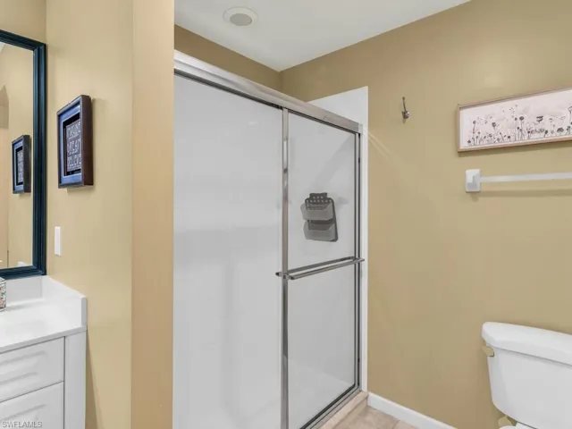 25058  Peacock  LN, Naples, FL 34114