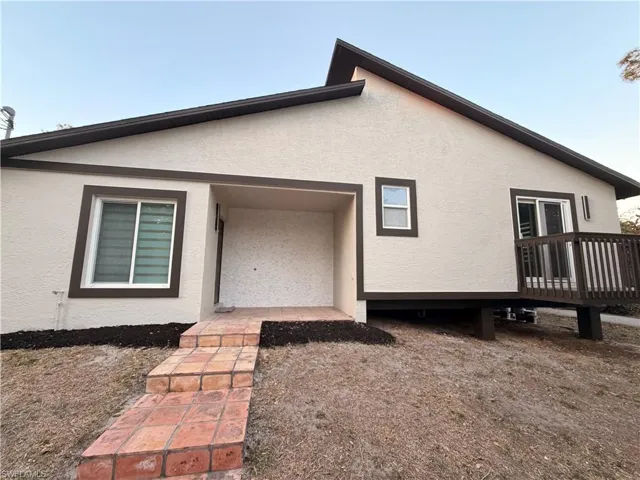 3711  4th NE AVE, Naples, FL 34120