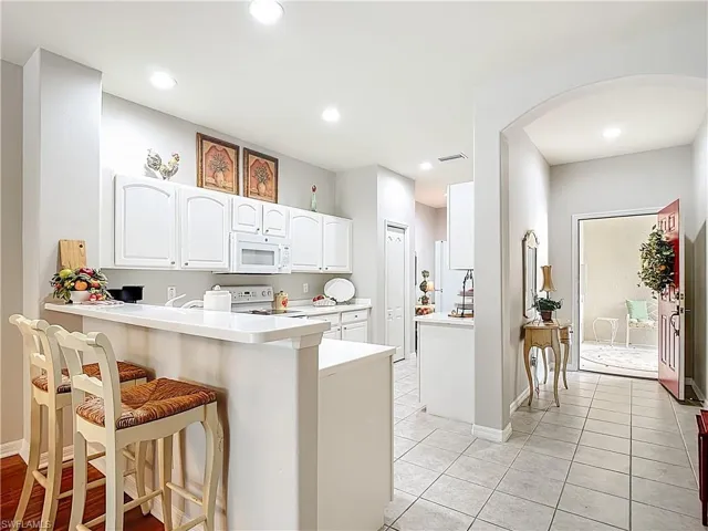 20950 Calle Cristal Ln 5, North Fort Myers, Florida 33917
