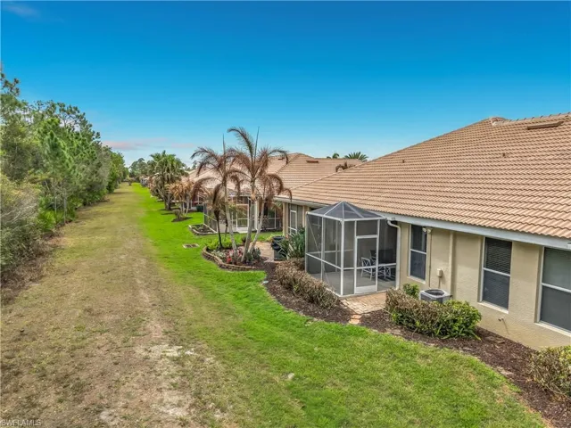 20950 Calle Cristal Ln 5, North Fort Myers, Florida 33917