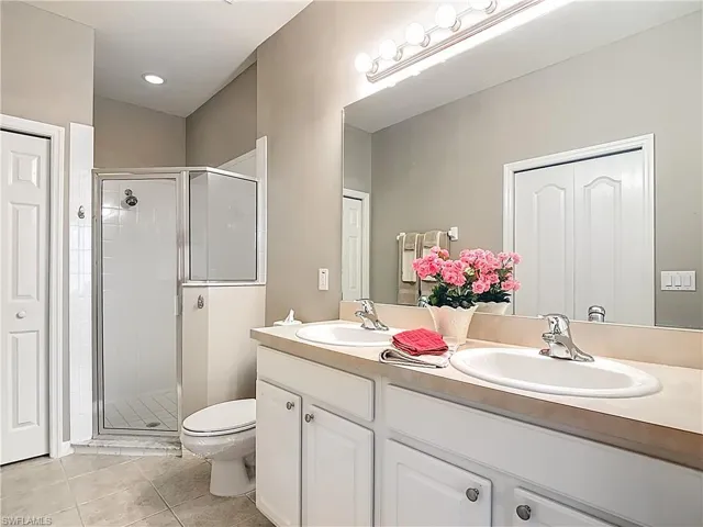 20950 Calle Cristal Ln 5, North Fort Myers, Florida 33917