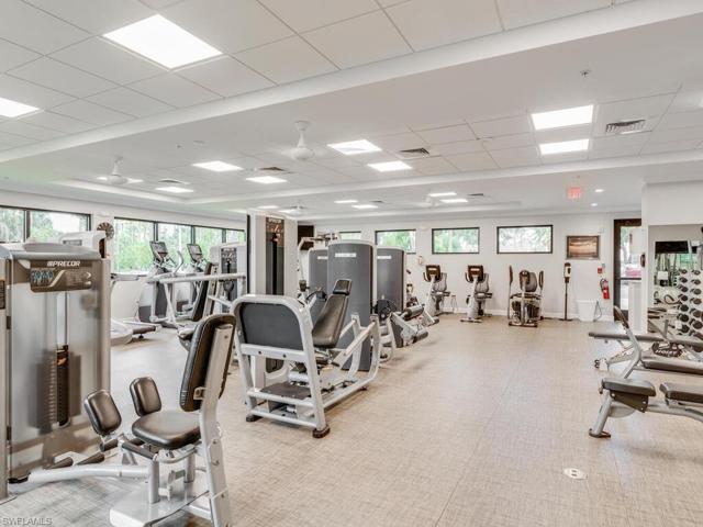 4580  Andover  WAY, Naples, FL 34112