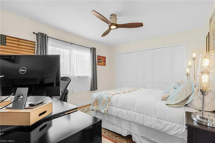 1205 Ne 11th Ter, Cape Coral, Florida 33909
