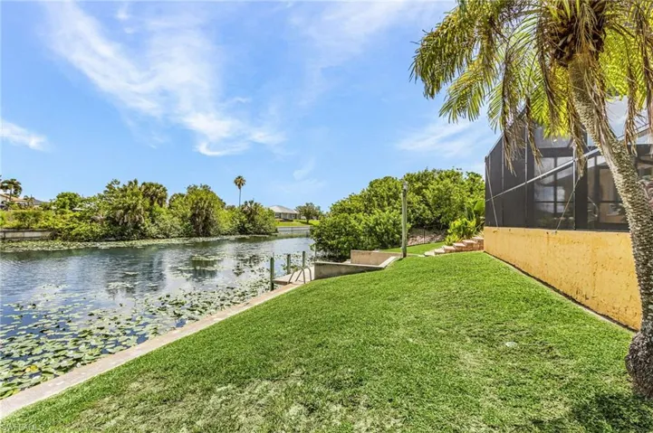 1205 Ne 11th Ter, Cape Coral, Florida 33909