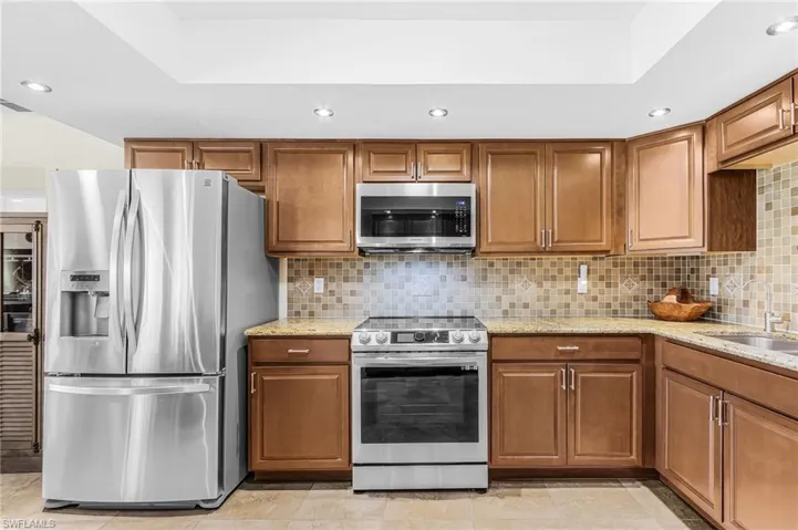 1205 Ne 11th Ter, Cape Coral, Florida 33909