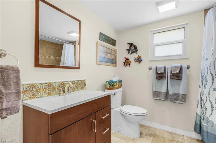 1205 Ne 11th Ter, Cape Coral, Florida 33909