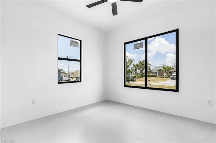 324 NE 15th  ST, Cape Coral, FL 33909