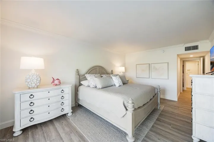Spacious master bedroom