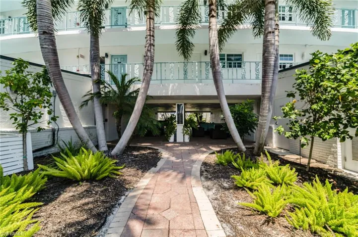 Unique architecture adds interest upon entering