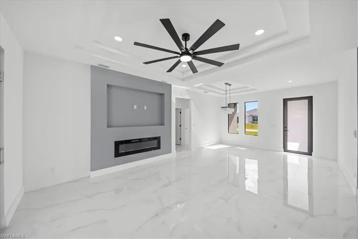 1420 Ne 12th Pl, Cape Coral, Florida 33909