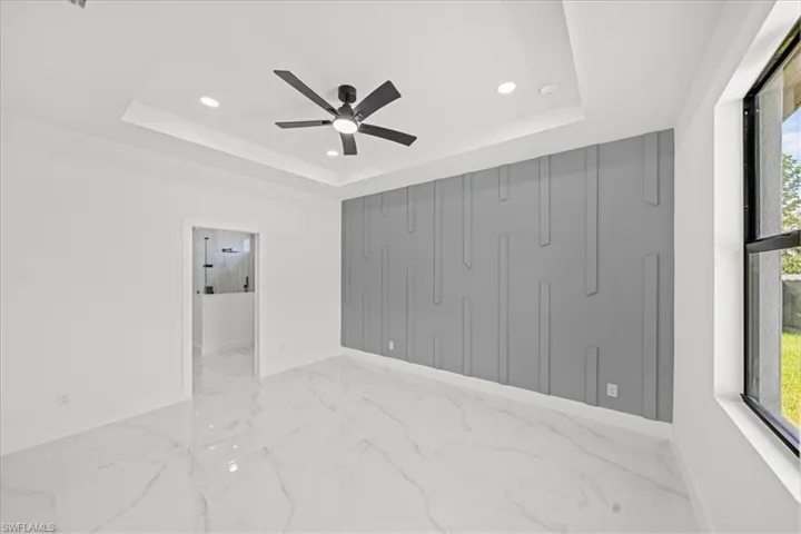 1420 Ne 12th Pl, Cape Coral, Florida 33909
