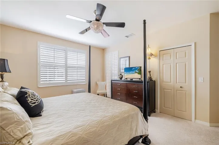 6225  Wilshire Pines  CIR, Naples, FL 34109