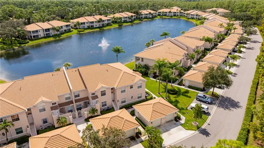 6225  Wilshire Pines  CIR, Naples, FL 34109