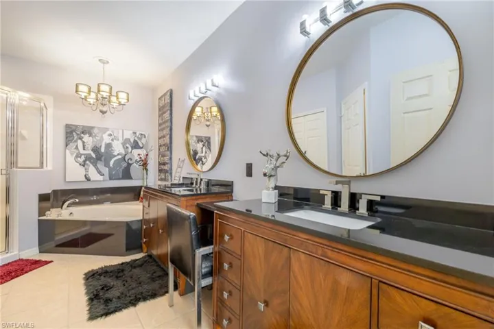 6225  Wilshire Pines  CIR, Naples, FL 34109