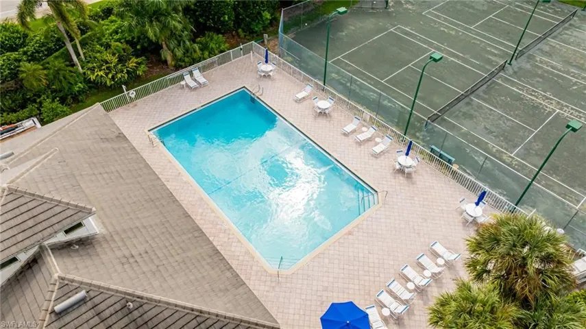 6225  Wilshire Pines  CIR, Naples, FL 34109