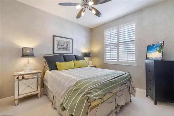 6225  Wilshire Pines  CIR, Naples, FL 34109
