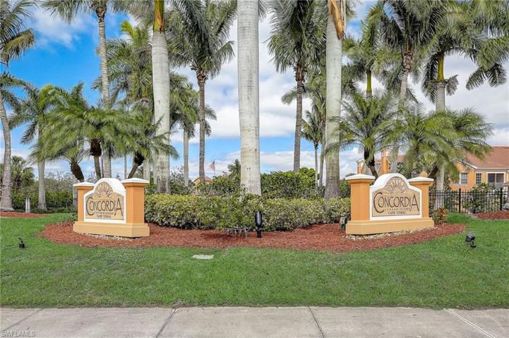 1854  Concordia Lake  CIR, Cape Coral, FL 33909