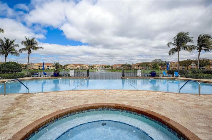 1854  Concordia Lake  CIR, Cape Coral, FL 33909
