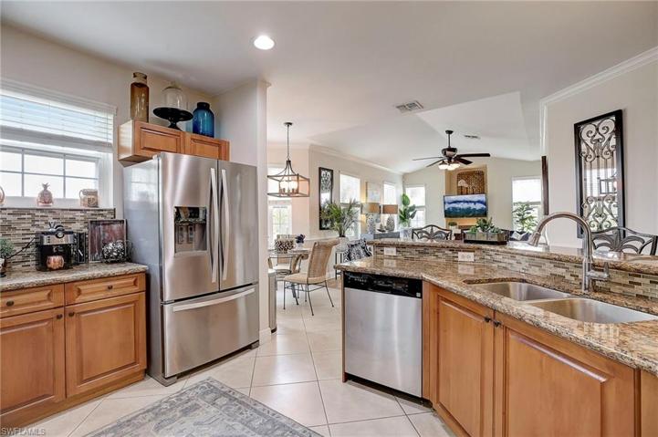 1854  Concordia Lake  CIR, Cape Coral, FL 33909