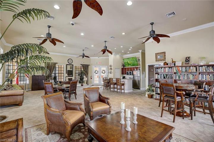 1854  Concordia Lake  CIR, Cape Coral, FL 33909