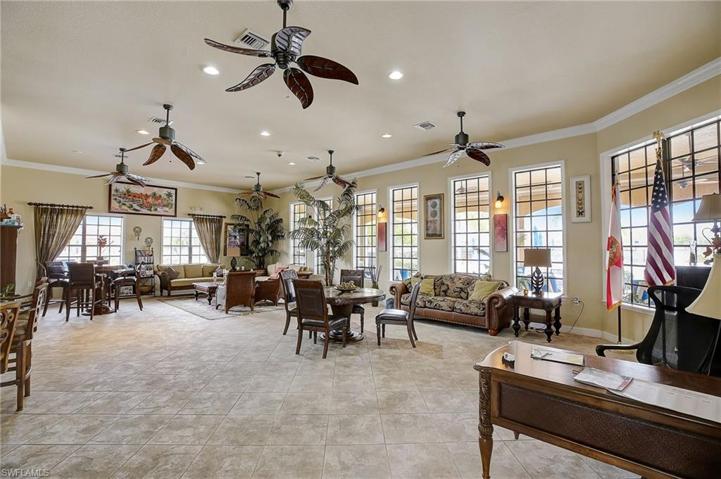 1854  Concordia Lake  CIR, Cape Coral, FL 33909