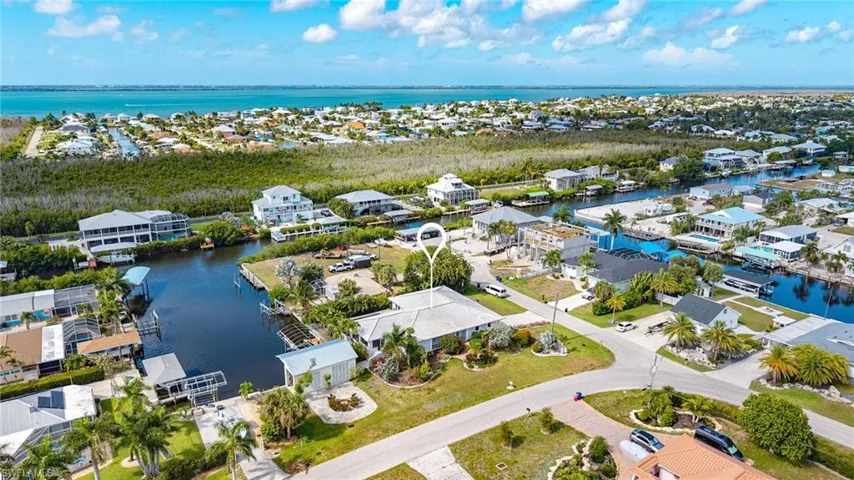 2805 8th Ave, St. James City, Florida 33956