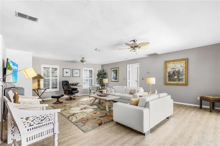2805 8th Ave, St. James City, Florida 33956