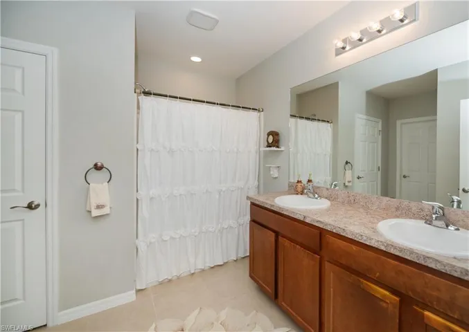 2548  Ocasa  CT, Cape Coral, FL 33909