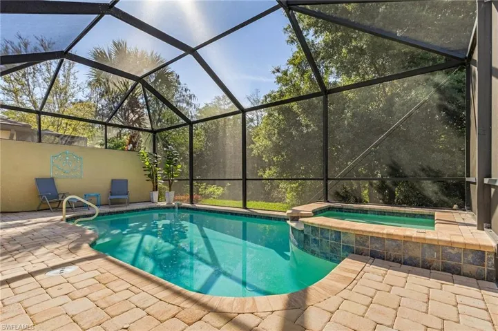 7175  Live Oak  DR, Naples, FL 34114