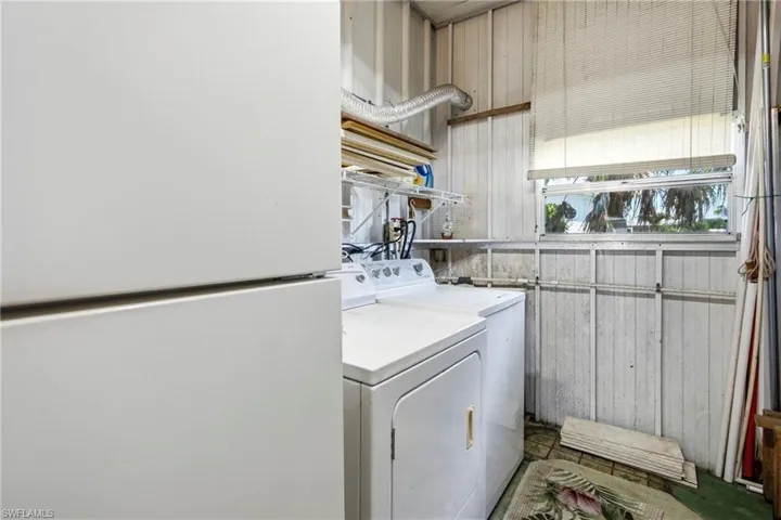 513 Timber Ln S, North Fort Myers, Florida 33917