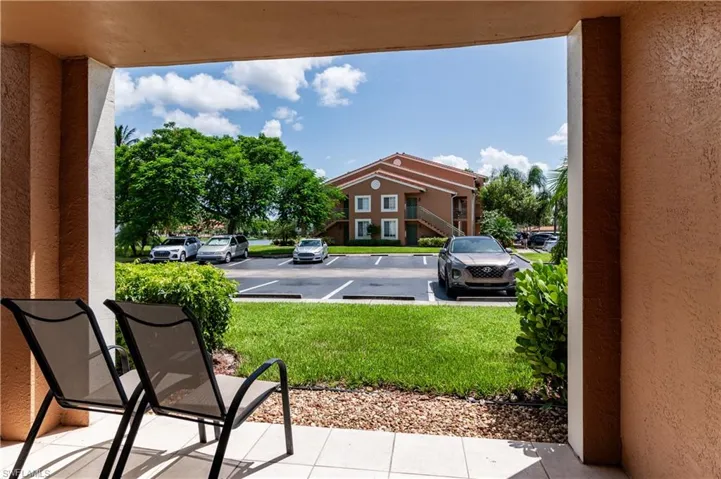 1230  Wildwood Lakes  BLVD, Naples, FL 34104