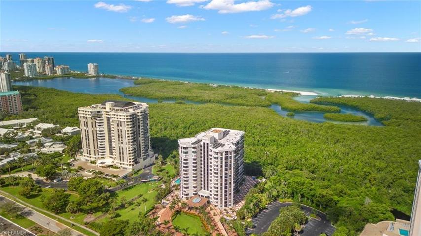 Dorchester on right with view to the Gulf of Mexico