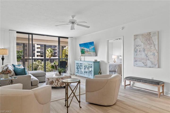 Spacious, Light and Bright