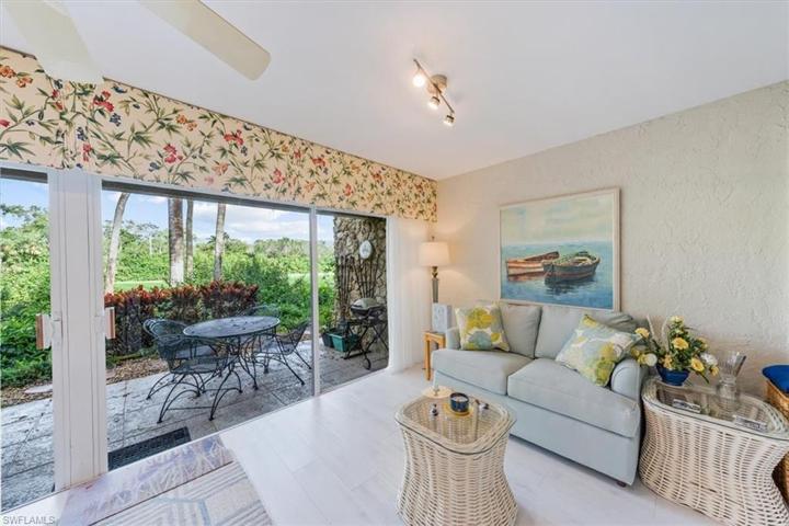 Sitting area
