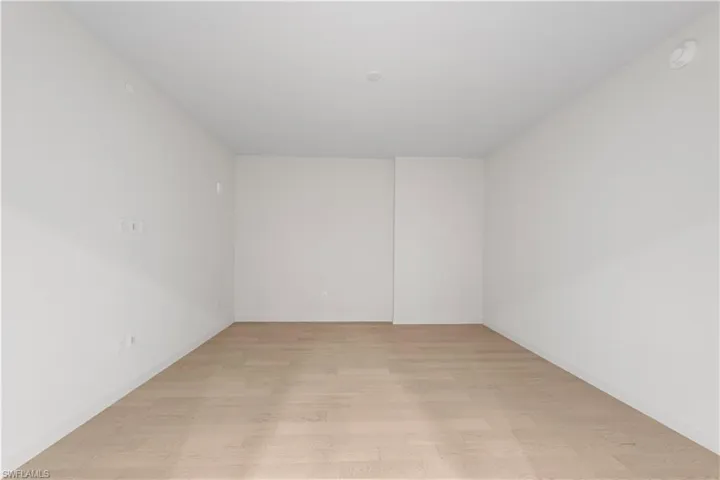 Den