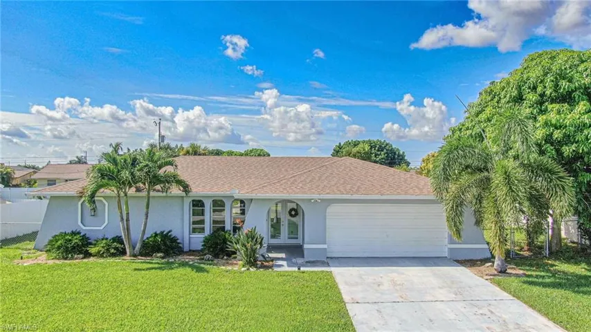 926 Se 26th Ter, Cape Coral, Florida 33904