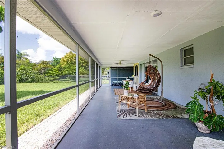 926 Se 26th Ter, Cape Coral, Florida 33904