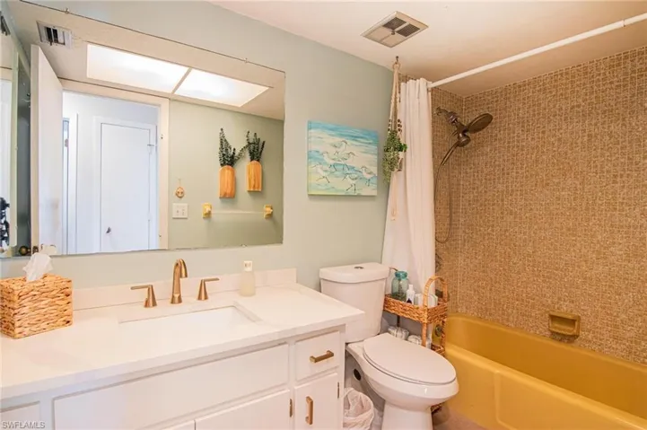 926 Se 26th Ter, Cape Coral, Florida 33904