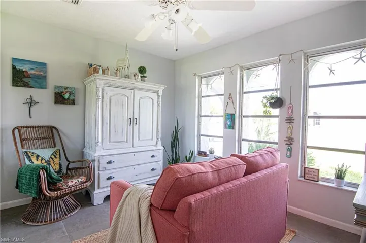 926 Se 26th Ter, Cape Coral, Florida 33904