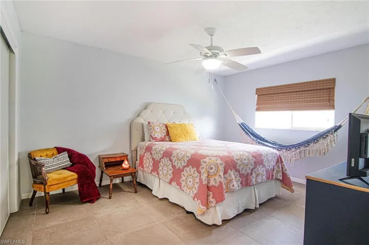 926 Se 26th Ter, Cape Coral, Florida 33904