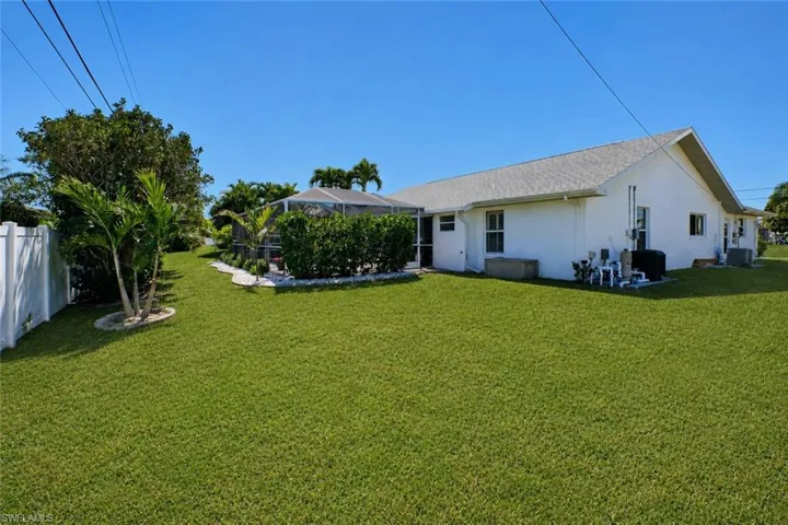 3315 Sw 25th Pl, Cape Coral, Florida 33914