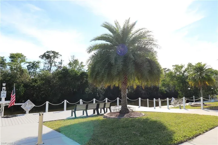 68 Sturbridge Ln, Fort Myers, Florida 33908