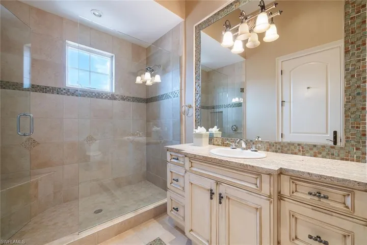 17260 Germano Ct, Naples, Florida 34110